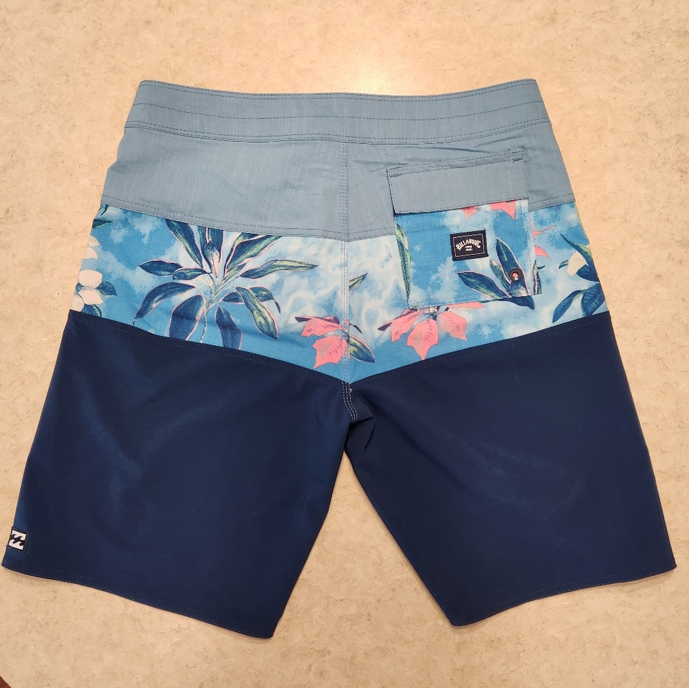 Mens Billabong Boardshorts Swimsuit - Picture 2 of 5